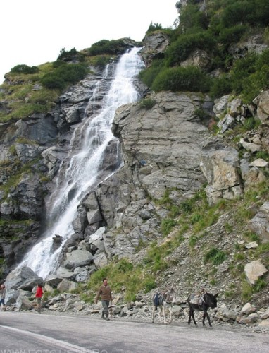 cascada_capra