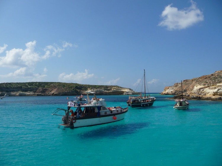Spiaggia Dei Conigli 10