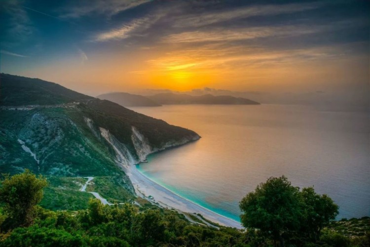 myrthos beach 01
