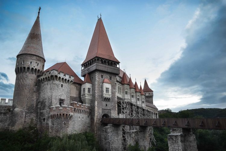Castelul-Huniazilor