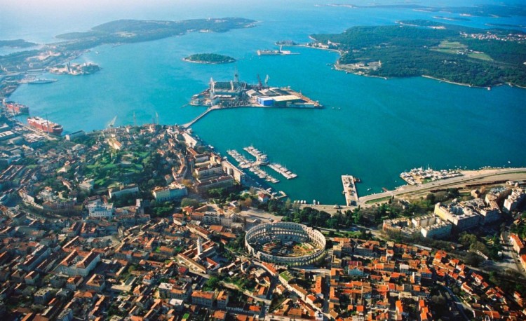 Croatia - Statiunea Pula 02