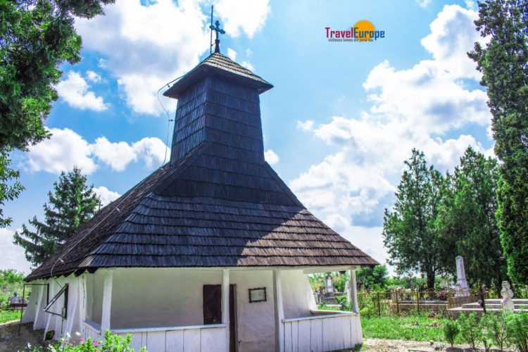 Biserica din lemn de la Cebza -0003