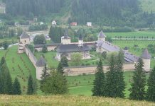 Bisericile pictate din nordul Moldovei