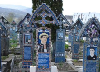 Cimitirul Vesel din Săpânţa