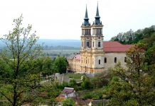 Mănăstirea Maria Radna, important loc de pelerinaj în vestul ţării