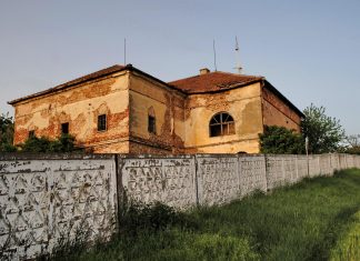 Castelul Mercy de la Carani – între legendă și istorie FOTO