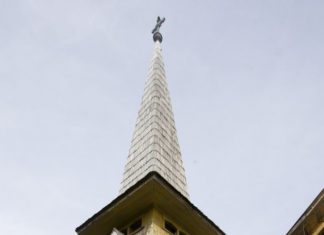 Locuri de reculegere în Banat : Schitul Muntele Mic GALERIE FOTO