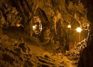 Cum arată Zona Crepusculară a României? Cinci obiective turistice misterioase