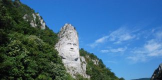 7 locuri de vis care pot fi vizitate lângă Băile Herculane și Orșova