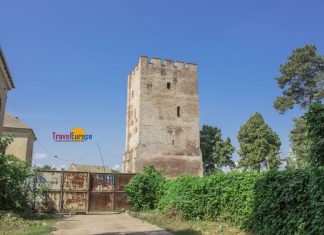 Cula – Turnul Feudal din Cetatea Ciacovei