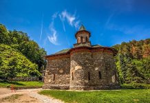 Mănăstirea Prislop – locul în care Arsenie Boca comunica cu Divinitatea