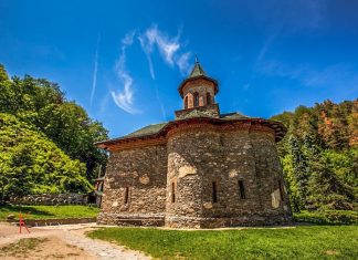 Mănăstirea Prislop – locul în care Arsenie Boca comunica cu Divinitatea