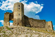 Enisala – cetatea care controla drumurile din Dobrogrea
