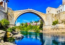Podul din Mostar ridicat de Suleiman Magnificul – una din capodoperele lumii moderne