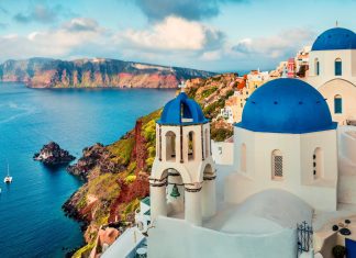 De vineri poți merge în vacanță în Grecia cu vaccinul făcut și fără test PCR