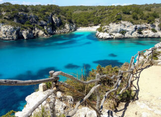 Charter Menorca: Paradisul Insulelor Baleare